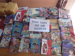 Sumbangan Buku Dari One Hope Indonesia