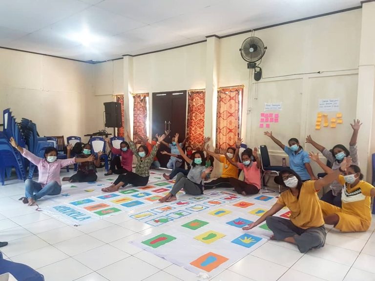 Ditengah pandemi Covid-19, Heka Leka dengan dukungan WEA membuat pelatihan guru PAUD di kecamatan Leitimur Selatan